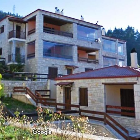 La Casa Di Pietra Villa Karpenisi Buitenkant foto