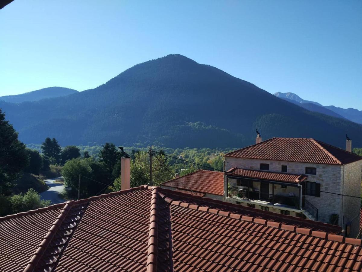 La Casa Di Pietra Villa Karpenisi Buitenkant foto